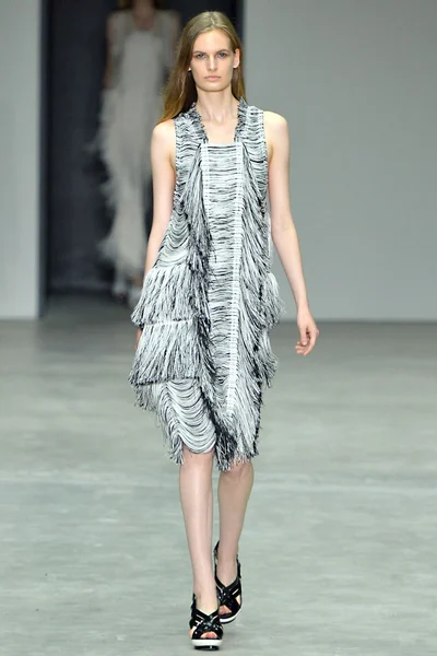 Look 33